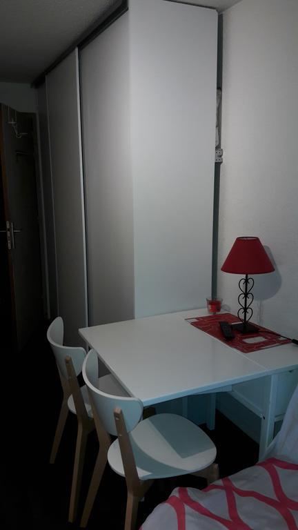 Studio Au Calme Apartman Deville-les-Rouen Kültér fotó